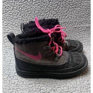Nike ACG Woodside Chukka 2 Little Girls Winter Boots Size 3Y Black & Pink